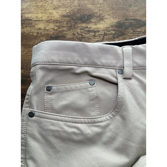 Greg NormanMens Size 34X30 Khaki Office Wear/Performance Pants - Picture 12 of 12